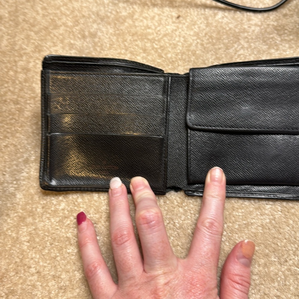 Louis Vuitton men’s wallet - Picture 3 of 8
